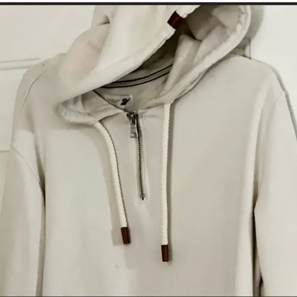 Awesome quality - Men's Cream Hoodie Sweater from the brand Fundamental Coast - Picture 2 of 4